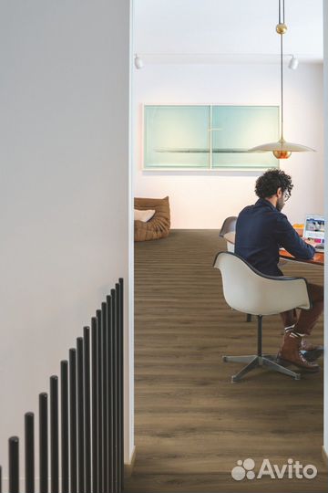 Ламинат Quick-Step Дуб теплый коричневый CLH5789