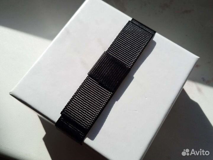 Серьги каффы в подарочной коробке новые