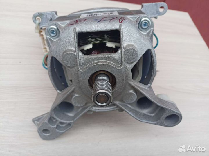 Мотор Whirlpool MCA 38/64-148/ALB4