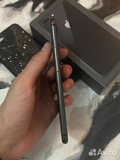 iPhone 8 Plus, 64 ГБ