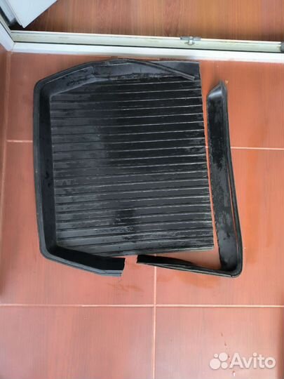 Автомобильные коврики резиновые