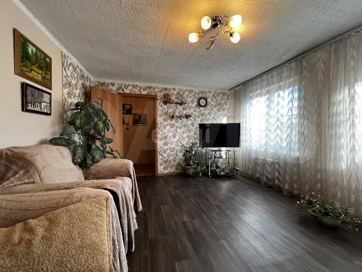 Дом 167,7 м² на участке 4,8 сот.