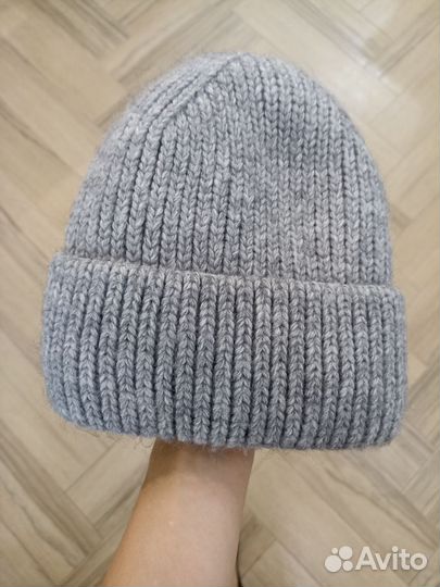 Женская шапка