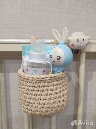 Подвесная корзина на кроватку