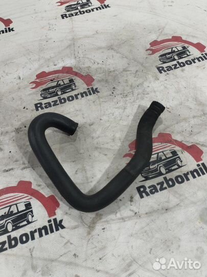 Патрубок системы охлаждения Mercedes Vito W639