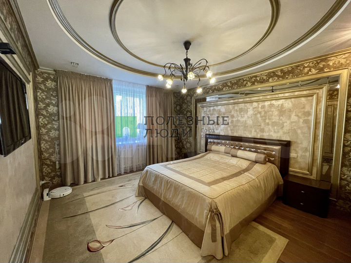 4-к. квартира, 129,6 м², 7/10 эт.