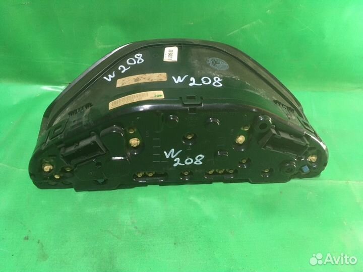 Приборная панель Mercedes Clk W208 M111 1998