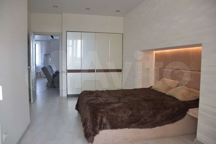 2-к. квартира, 70 м², 7/9 эт.