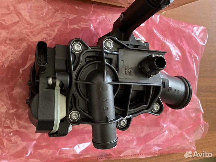 Bmw G30 B58M термостат 11537642854