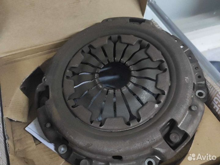 Сцепление Duster 2.0L