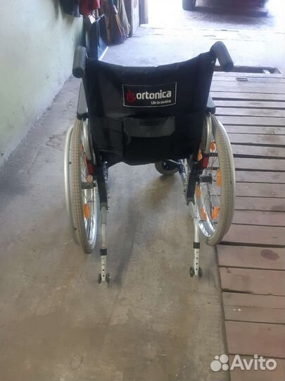 Инвалидная коляска