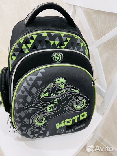 Школьные рюкзаки Hummingbird