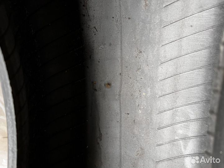 Nokian Tyres Hakkapeliitta R2 SUV 235/65 R17 108