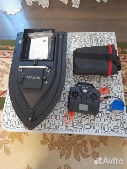 Прикормочный кораблик с gps на 16 точек