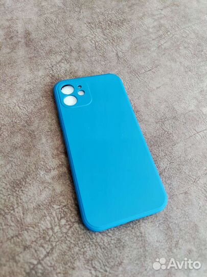 Чехол на iPhone 12