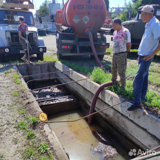 Прочистка канализации. Устранение засора в трубах