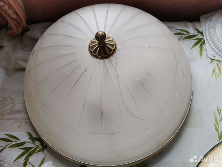 Люстра 4 лампочки