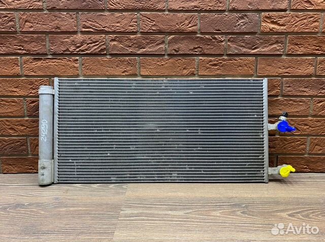 Радиатор кондиционера Volvo XC60 V60 V90 2017+
