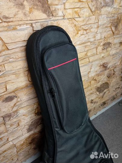 Утеплённый чехол для гитары emuzin