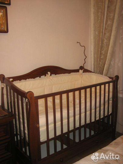 Кроватка Гандылян Моника и матрас идеальное состоя