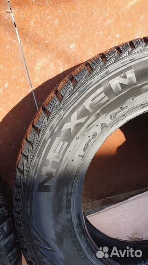Nexen Classe Premiere 643 215/70 R16