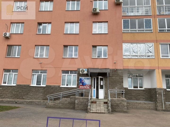 Помещение 127,8 кв.м. Летчиков 9