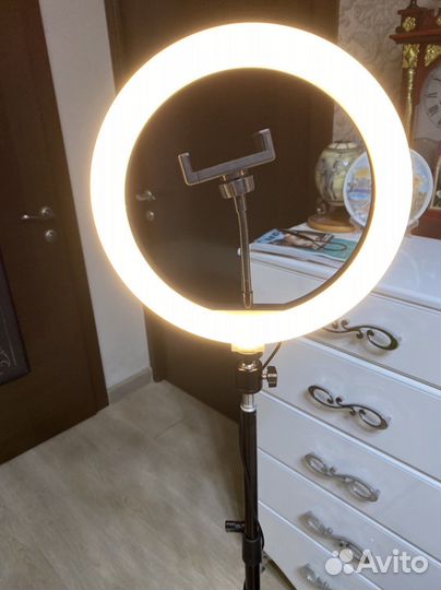 Лампа Кольцевая 26 см и штатив 2 мера