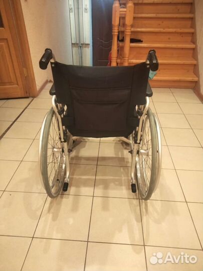 Коляска инвалидная