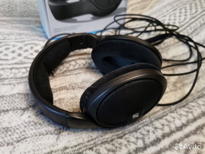 Проводные наушники Sennheiser HD 560s