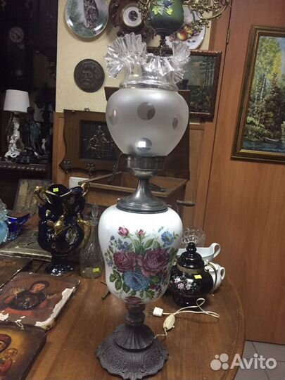 Лампа настольная