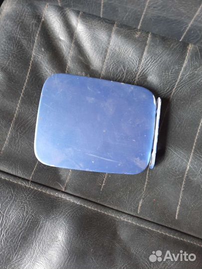 Лючек бензобака на hyundai accent