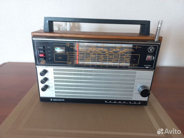 Радиоприемник океан 209 /60 лет СССР
