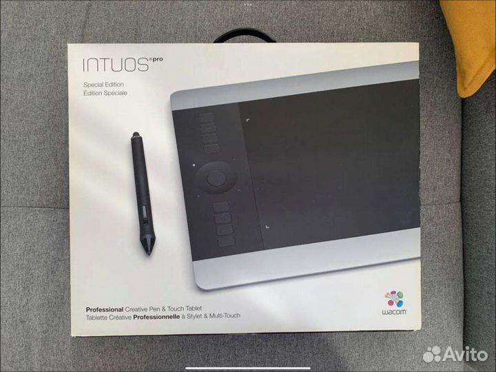 Графический планшет intuos-pro размера М