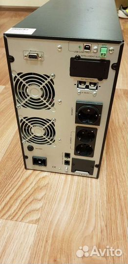 Источник бесперебойного питания Challenger