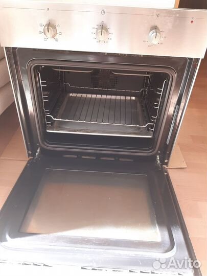 Встраеваемая электродуховка Whirlpool