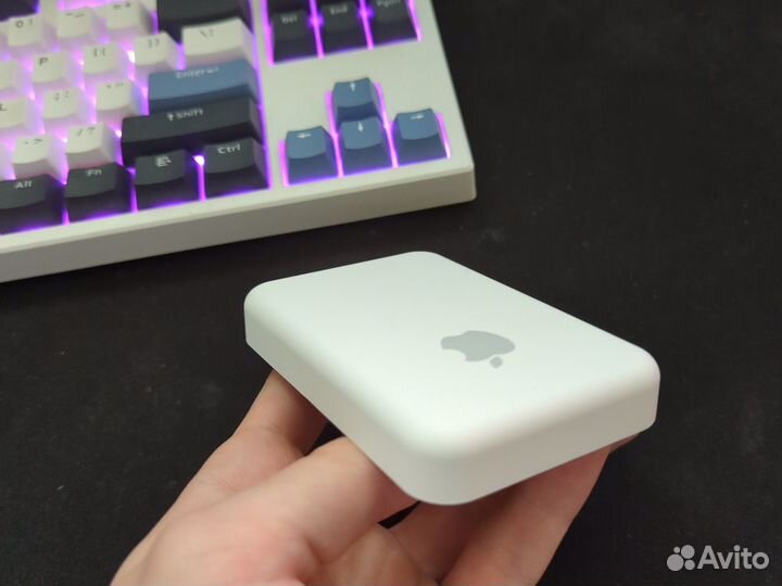 Magsafe battery pack