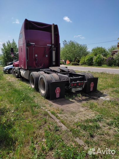 Kenworth T600, 2002