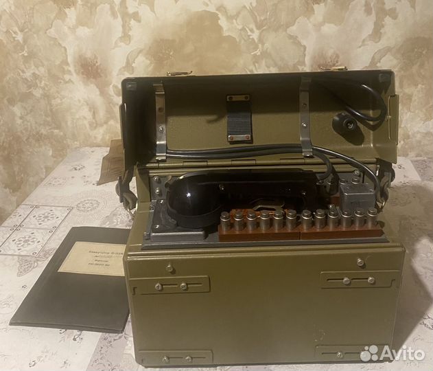 Коммутатор П193м