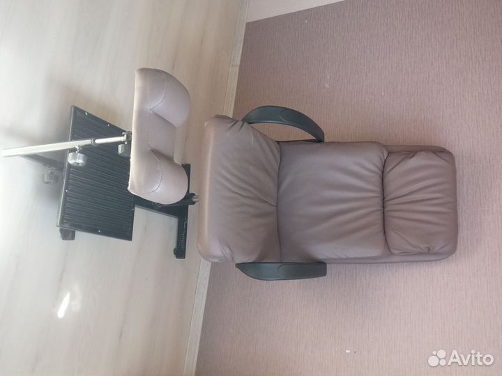 Кресло педикюрное