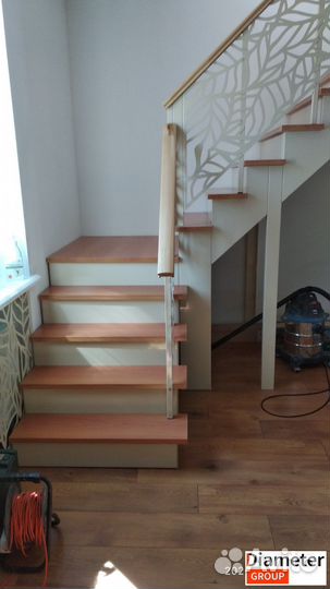 Изготовление красивой лестницы с поворотом