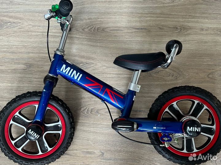 Беговел Mini Cooper