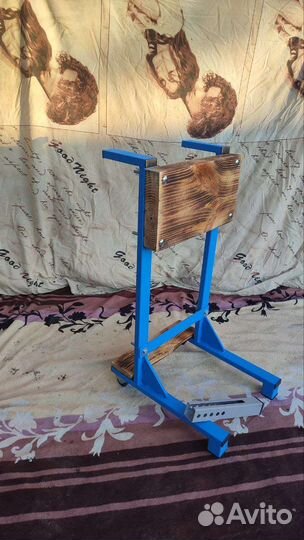 Стойка для лодочного мотора