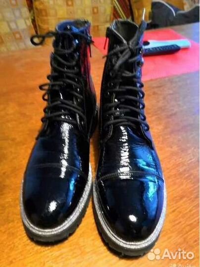 Лаковые ботинки (Carlo Pasolini)