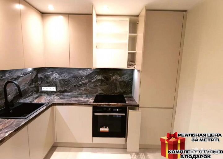 Кухня до потолка на заказ