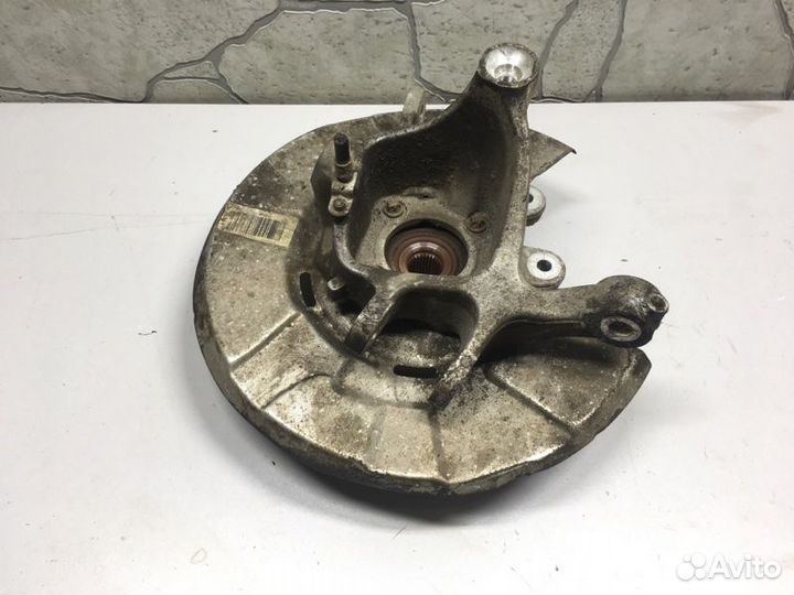 Цапфа задняя правая Bmw 7-Seria F02 4.4 10