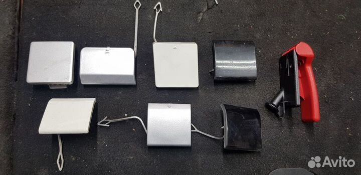 Заглушка буксировочного крюка w203/w204