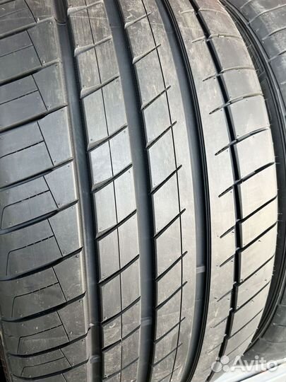 Kapsen RS26 Practical Max HP 285/40 R22 и 325/35 R22 90W