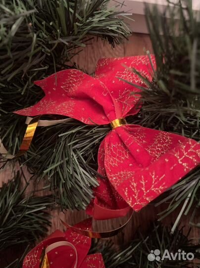 Декоративная гирлянда с елочными украшениями 2 м