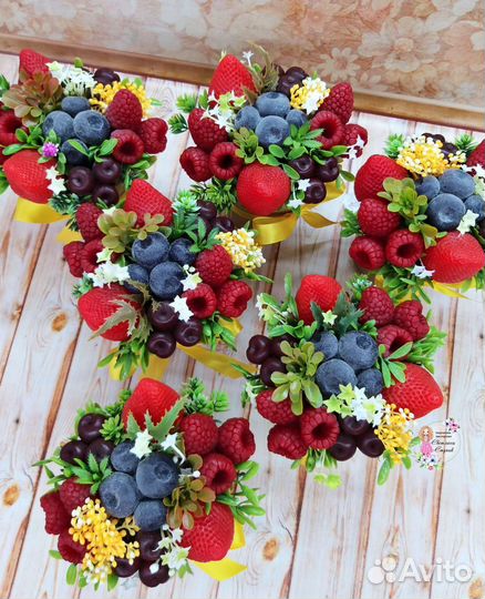 Букет из ягод. Ручная работа. Сувенирное мыло