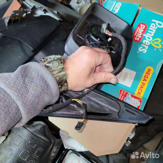 Зеркало левое на ренж ровер вог 2010г